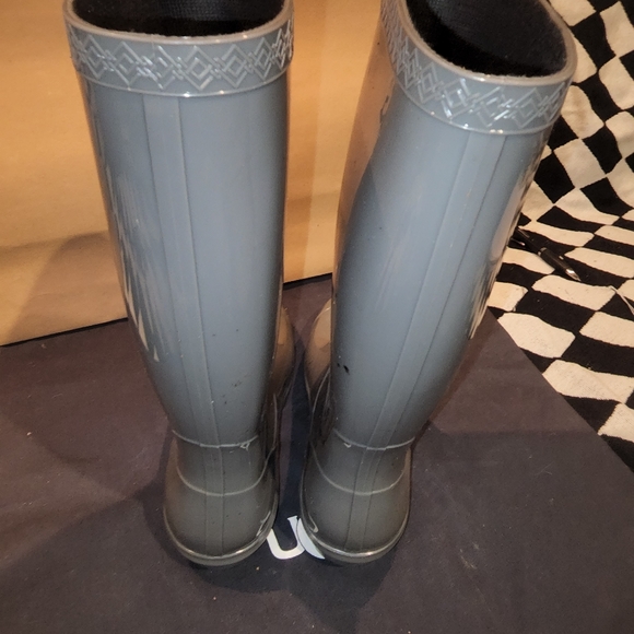 Waterproof - Picture 5 of 10